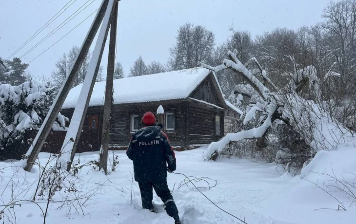 Энергетики «Калугаэнерго» восстановили электроснабжение потребителей после сильного снегопада Энергетики «Калугаэнерго» восстановили электроснабжение потребителей после сильного снегопада