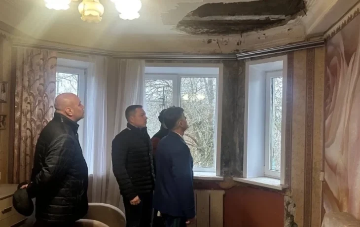 В Калуге отремонтировали обвалившийся в квартире на улице Гурьянова потолок В Калуге отремонтировали обвалившийся в квартире на улице Гурьянова потолок